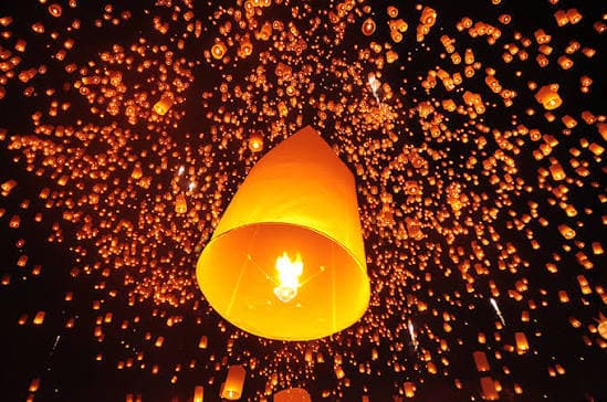 Loy Krathong & Yi Peng Festival — Chiang Mai, Thailand
